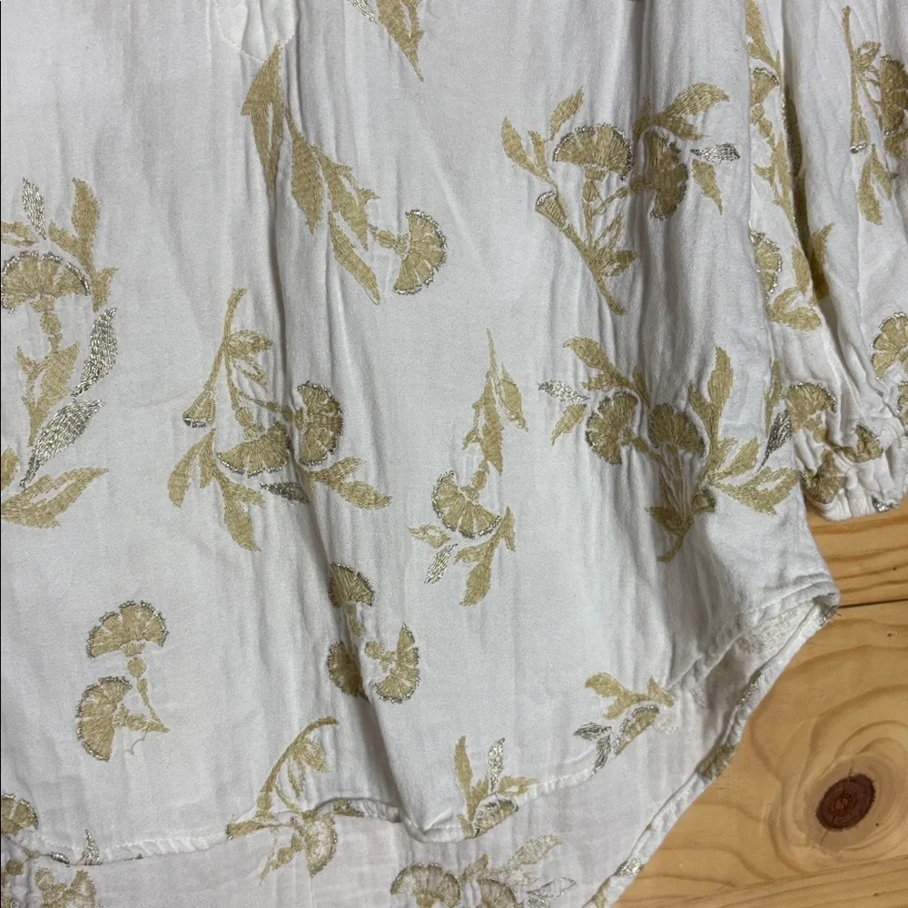 Anthropologie Cream Floral Button-Up Peasant Blouse